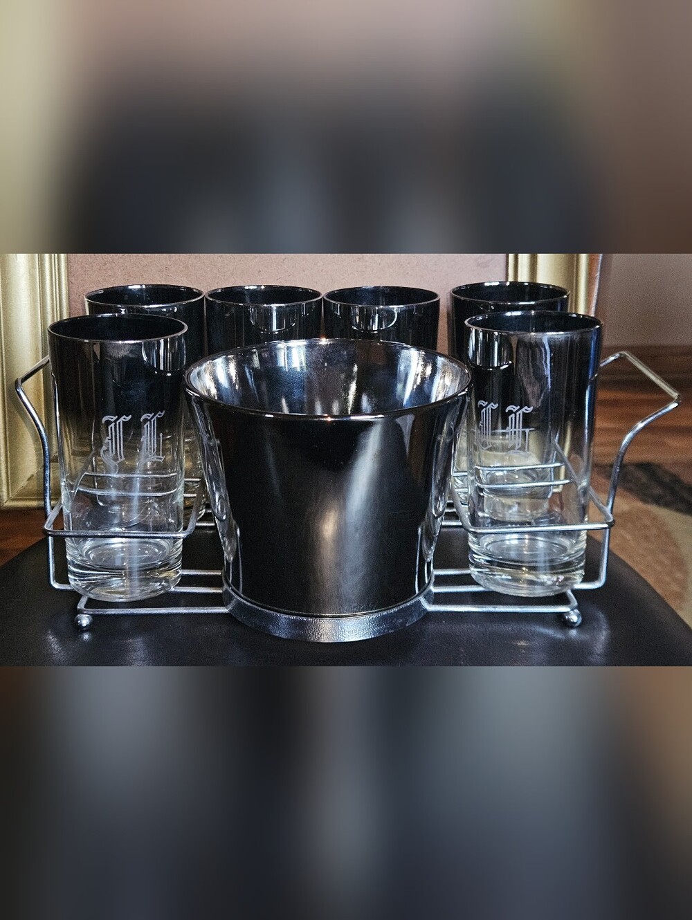 Dorothy Thorpe Silver Fade Mid Century Glasses W/ Bar Caddy & Ice Bucket